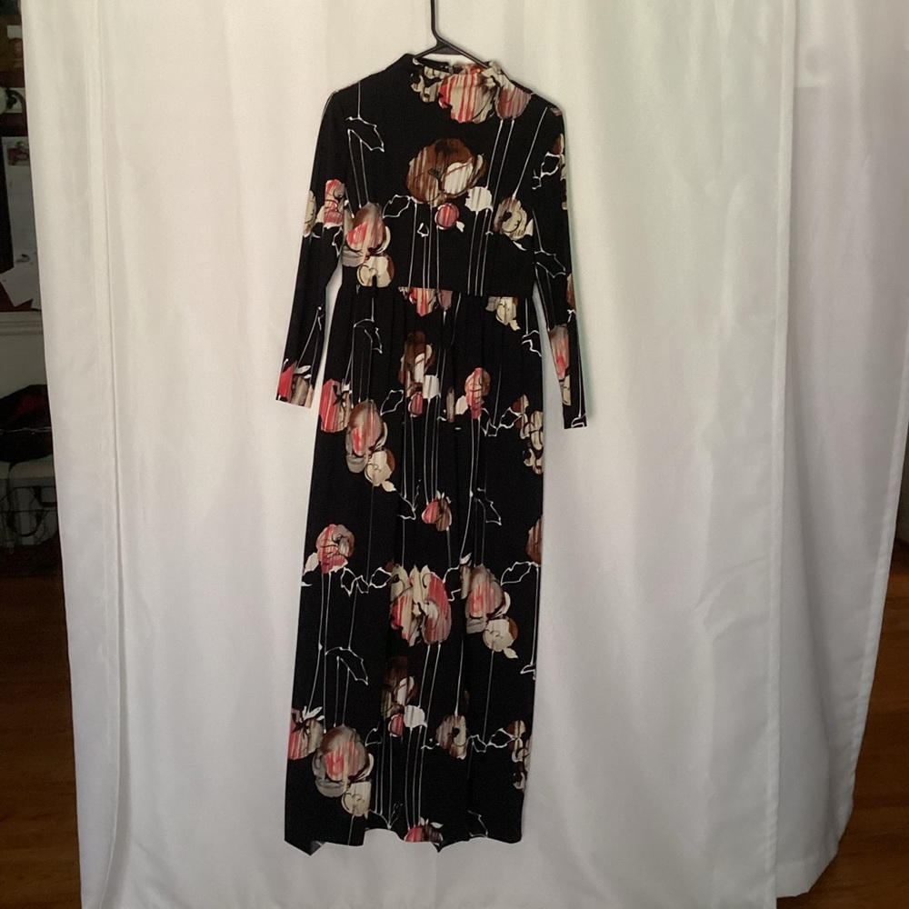 Vintage black and cream floral dress